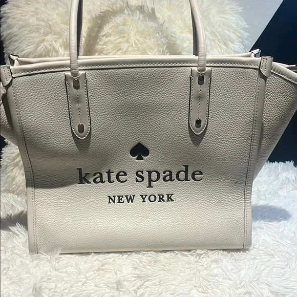Kate Spade tote - Picture 1 of 14